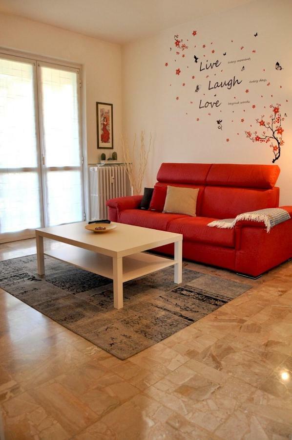 La Casa Di Sarita Apartment Pavia Exterior photo